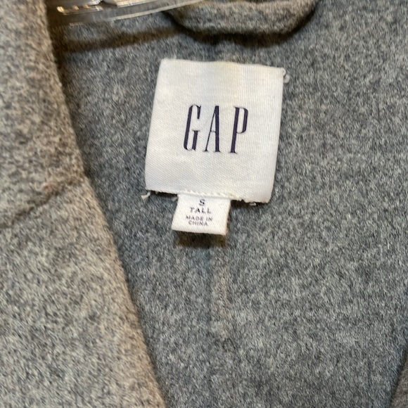 GAP Tall small Grey coat 50%wool, 50%polyester, in excellent condition. - Picture 2 of 8